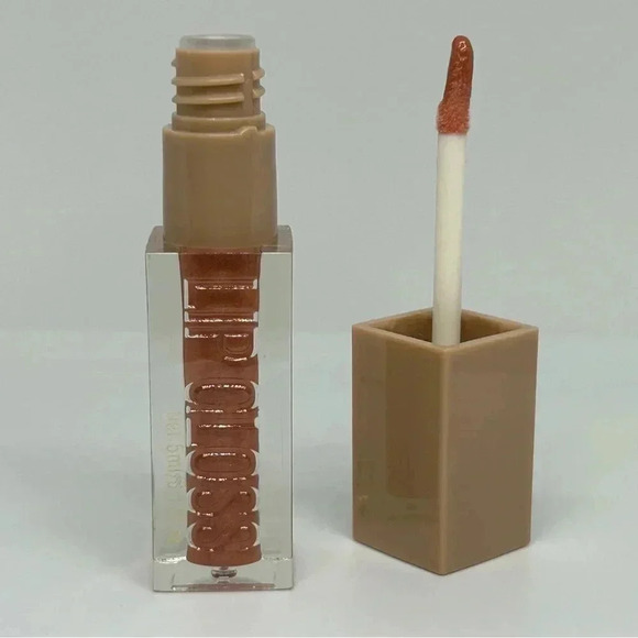 Hello Kiss - Moisturizing and Plumping Ultra Glossy Lip Gloss in Color Topaz - Picture 1 of 6